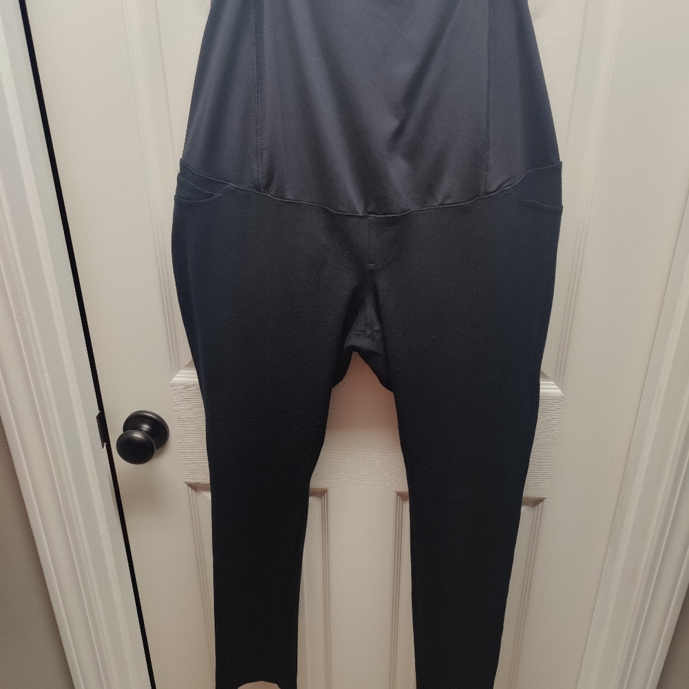 Black stretchy maternity skinny pants